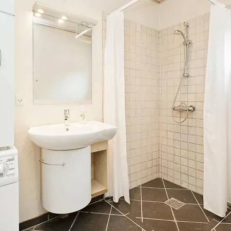 12 Person In V Ggerl Se * Bøtø By